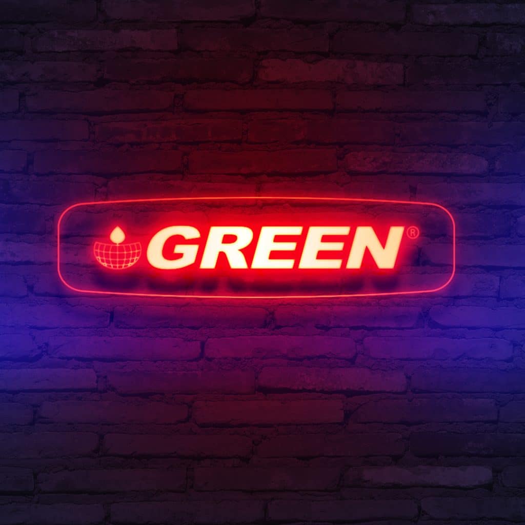 GREEN